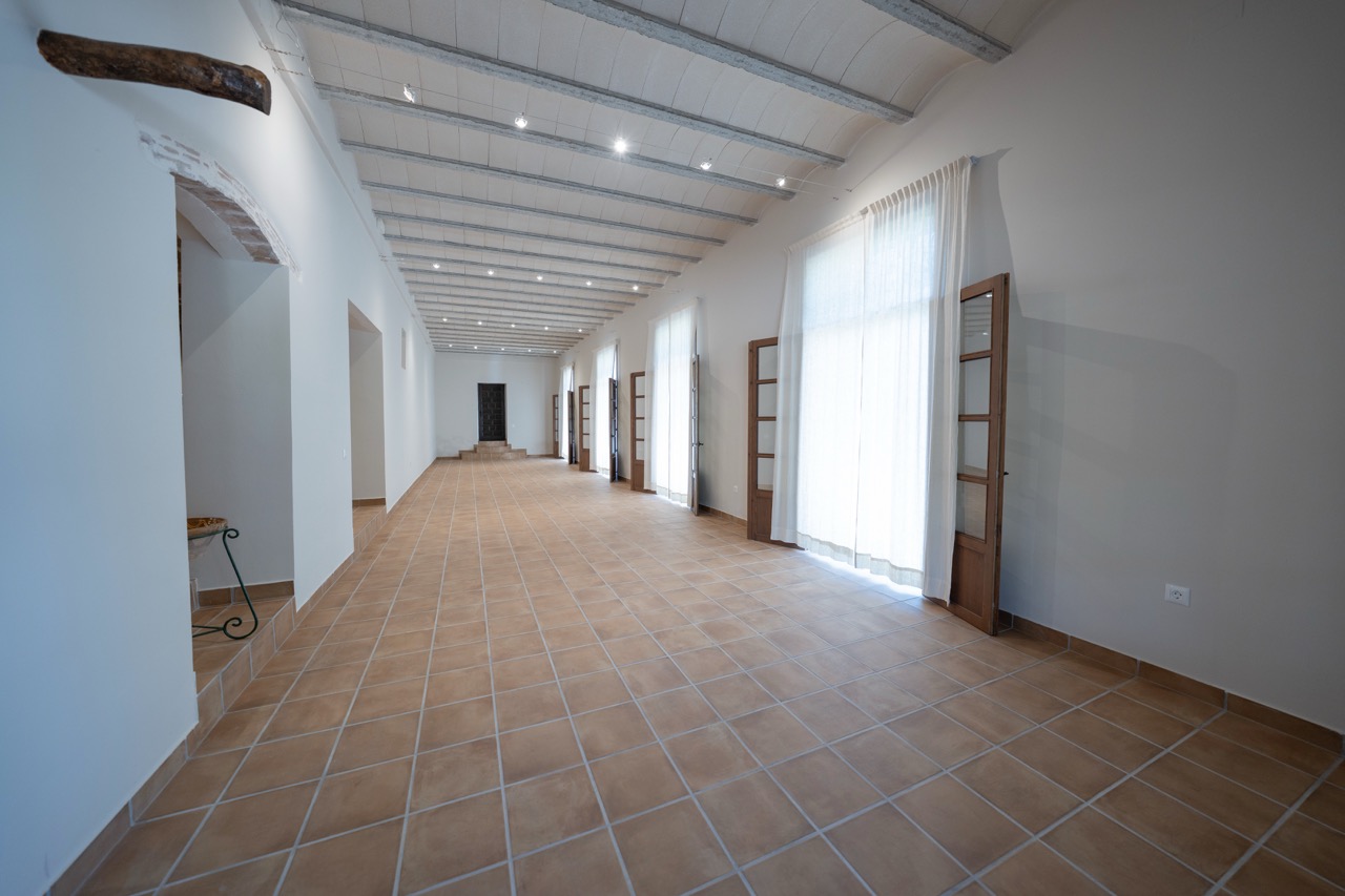 Salones interiores 1